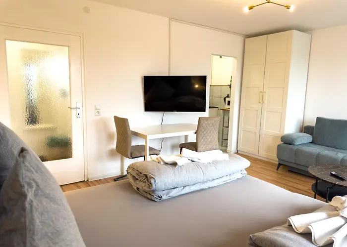 Appartement Fuer 4 Gaeste Mit Kostenlosen Parkplaetzen Und Lift Hannover