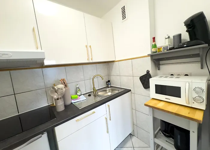 Fuer 4 Gaeste Mit Kostenlosen Parkplaetzen Und Lift Appartement